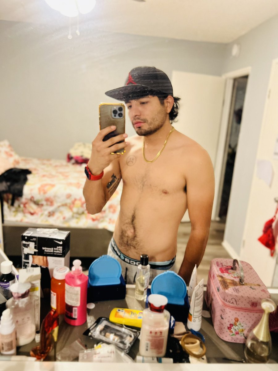 mexi44209's tweet photo. Buenas alguna pareja de Toluca o mujer sola para platicar área santin sendero #SwingersMéxicoCDMX #parejas #mujeres #swingertoluca #parejastoluca https://t.co/mqvJofoCFb