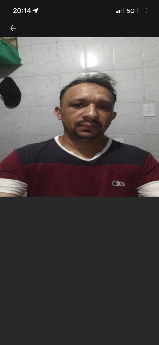venusbizzle's tweet photo. Mulheres de SP tomem cuidado com esse Uber RONIVON assediador representando a plataforma, assediou duas mulheres na rua confortavelmente trabalhando com QUATRO PESSOAS dentro do carro, assim que foi questionado ainda ficou rindo. Esses motoristas representando a @Uber! https://t.co/jo79H4yy4N