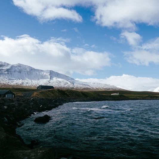 HortenseJayea's tweet photo. Iceland looks like Earth created a masterpiece. https://t.co/ZonyY8dCmn
