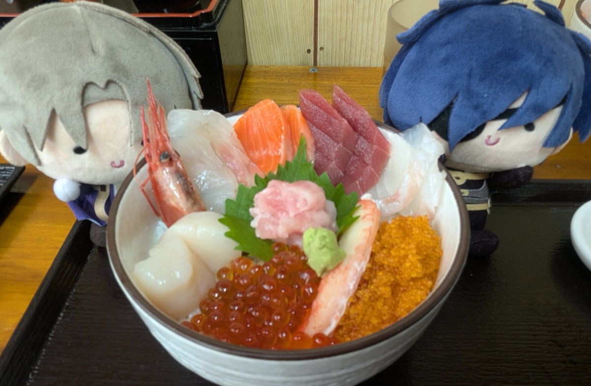 Keika__'s tweet photo. 北海道の美味しい想い出。何はなくともまずは海鮮🐟️ https://t.co/jgQz2rJtt7