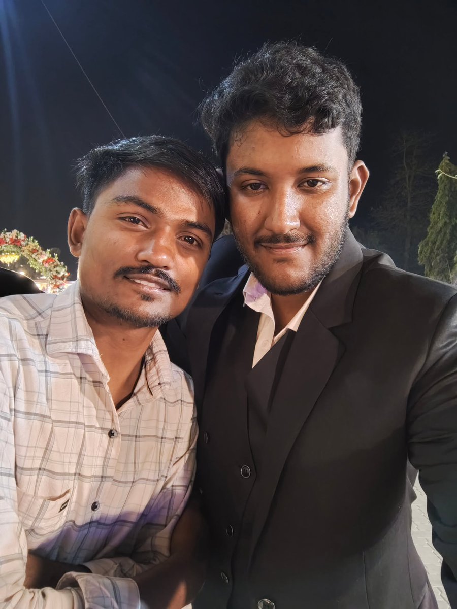 AnikaHandkins's tweet photo. 🤝🤝 https://t.co/hN8LevsTsx