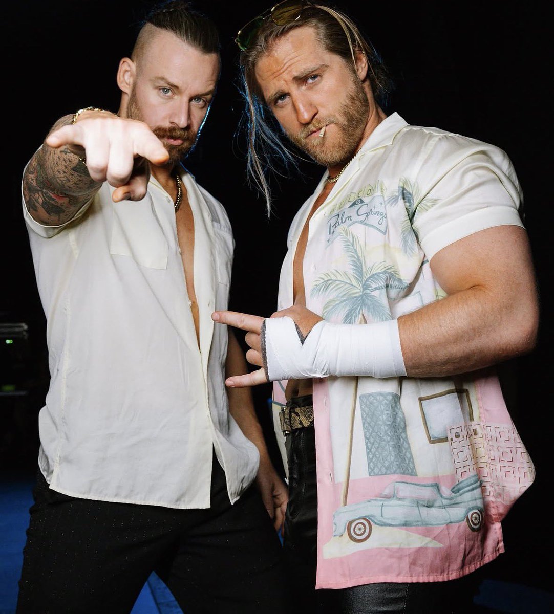 FenianCycles's tweet photo. A Wolf and a Cowboy, both on the prowl

ANX coming soon https://t.co/VVKr5QuDCC