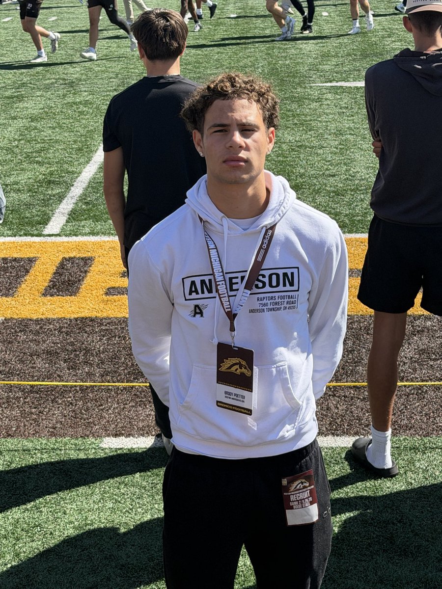 iambrodypoetter's tweet photo. Had a great time at Western Michigan today! Excited to receive an offer from @WMU_Football!

@CoachKPerk 
@CoachEvanDreyer https://t.co/h12RfmSMrr