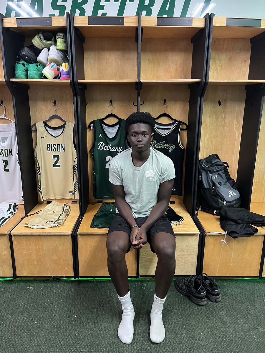 biramnd's tweet photo. After a great visit today, I would like to thanks @BrianBshaw and the @bethanywvmbb staff for offering me the opportunity to pursue my athletic and academic career.
@linslymbb https://t.co/M3I0aoypzQ