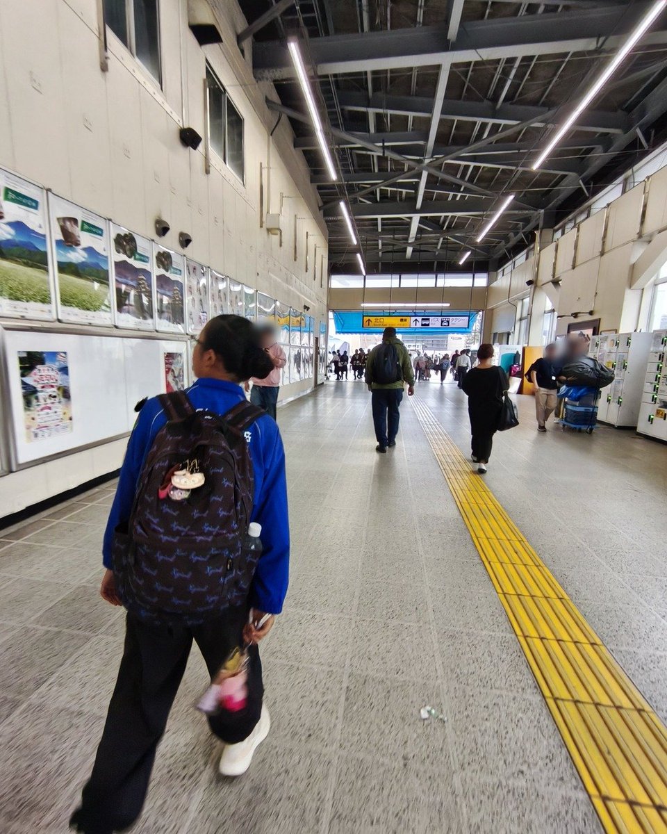 shonandolphins's tweet photo. 藤沢市民まつりの会場へ向かっています！

本日は南口パレード／北口パレードの両方に出演します。

先日、関東大会への推薦をいただいたばかりの子どもたち。地元藤沢のみなさんの前で、胸を張って歩きます🐬

沿道で見かけたら、ぜひ手を振ってください！

#藤沢市民まつり #湘南ドルフィンズ https://t.co/A4E6kQWGMj