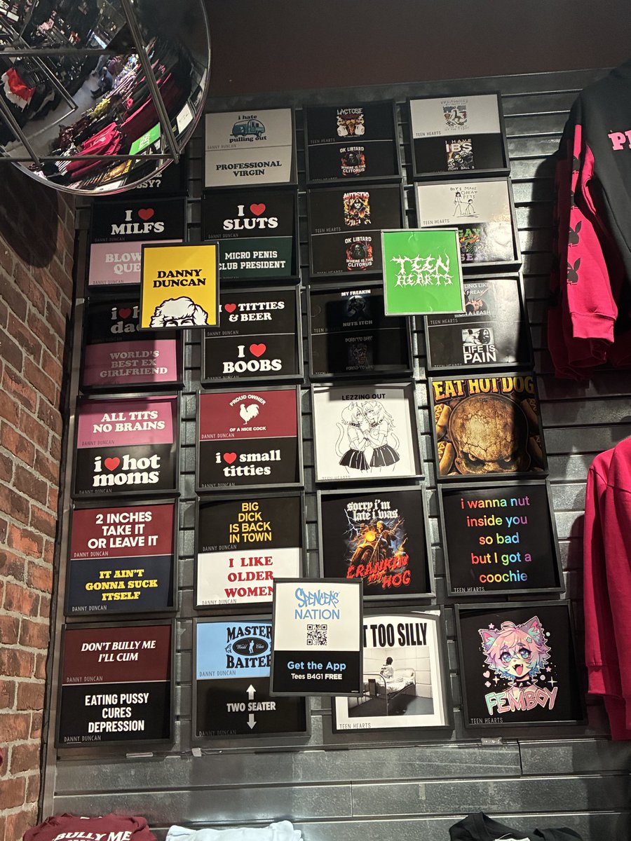 mqlqkai's tweet photo. we love spencers shirts https://t.co/9VcXAoE0T7