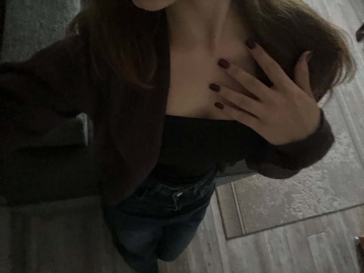 Jassmineee0000's tweet photo. кидайте свои вайбовые фото,на каждое любоваться буду https://t.co/ZxZLCuxb9M