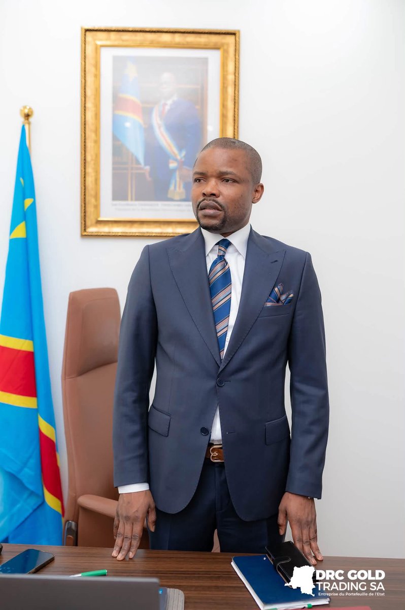 VISIONPRONEW_'s tweet photo. DRC GOLD TRADING SA : le nouveau Conseil d’administration prend ses fonctions!

Les membres du Conseil d’administration de DRC GOLD TRADING SA, nommés par ordonnance présidentielle du 11 septembre 2026, ont officiellement été investis au cours d’une cérémonie présidée ce vendredi par le Vice - Président du Conseil supérieur du Portefeuille, au nom de Son Excellence Madame Julie Shiku, Ministre du Portefeuille.

Cette nouvelle configuration consacre la reconduction de M. Vagheni Pay-Pay à la présidence du Conseil d’administration et de Me Joseph Maombi Kazibaziba à la Direction générale.

M. Franck Kapenda Mutshaka et Olivier - Étienne Tshisekedi Ilunga font leur entrée au Conseil d’administration, respectivement en qualité de représentants de la Gécamines et du FOMIN, actionnaires de DRC GOLD TRADING SA. Ils siègent aux côtés de M. Erick Kabanda Byamungu, également reconduit dans son mandat d’administrateur.

La cérémonie a également été marquée par la remise-reprise à la Direction générale adjointe entre le DGA sortant, M. Cyprien Birhingingwa, et son successeur, Me Séraphin Opango Ngumbu Okese.

La nouvelle équipe a été appelée à inscrire son action dans le strict respect des règles de bonne gouvernance applicables aux entreprises du Portefeuille de l’État.

Dans la foulée de son investiture, le nouveau Conseil s’est immédiatement mis au travail avec la tenue de sa première réunion, suivie de l’Assemblée générale.

Cette nouvelle séquence de gouvernance s’inscrit dans la continuité de la Vision 2025-2030 de DRC GOLD TRADING SA : renforcer la formalisation de la filière aurifère artisanale, étendre notre présence au plus près des bassins de production, développer la transformation locale et bâtir une filière congolaise de l’or plus structurée, traçable et créatrice de valeur pour la République.
DRC GOLD Trading SA