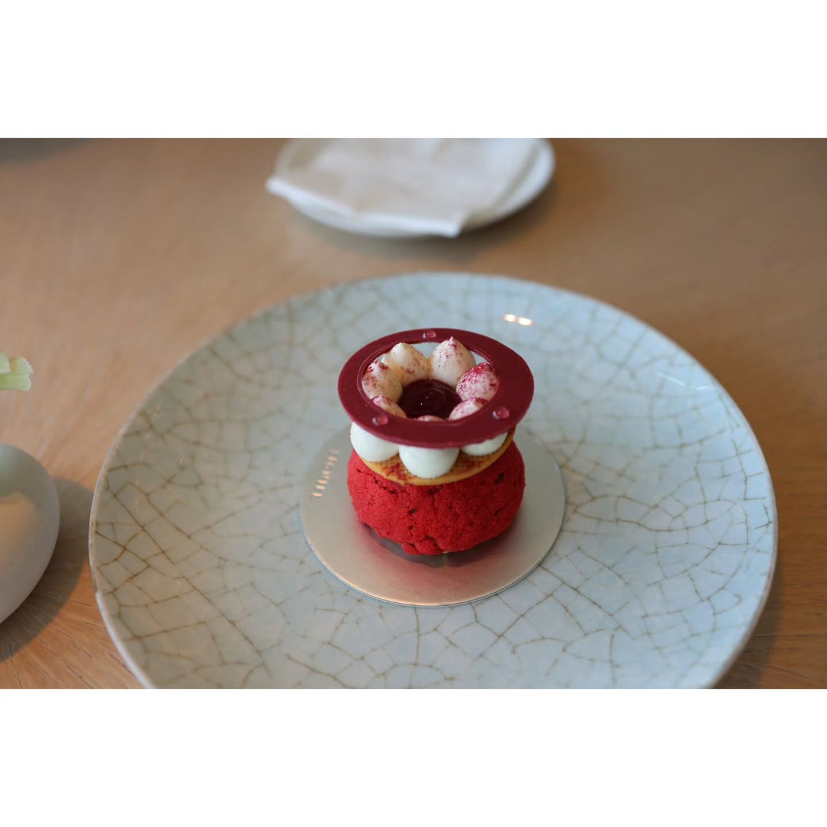 JenniKile's tweet photo. Signiel Busan Pastry Salon. Dessert at Signiel, treated by the awesome Jang Hyun-seo. Even better because a staff member who’d finished work got caught and paid for it! Everything was great except the slightly soggy, chewy sugar. So happy to see https://t.co/IECuhQUxA2