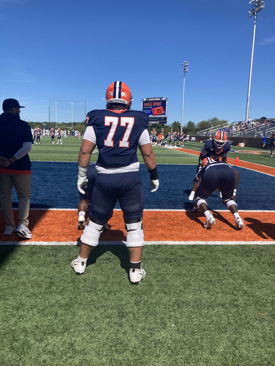 FelkerJude's tweet photo. I had a great time today at @cnfootball loved learning about the program, the school, and the Brotherhood. I also loved the physicality up front @CoachKChism @Coach_Almond @CoachBernard__ @CoachT_75 @NolanBissell @CoachDShreve @CoachFelker @WJCOLTSFootball https://t.co/di3EECds9D