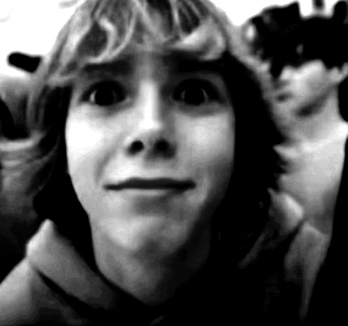 Healing67Kid's tweet photo. Making images like these is always wonderous
Like wtf happened to his eyes why are they scary https://t.co/eoPWRineuO