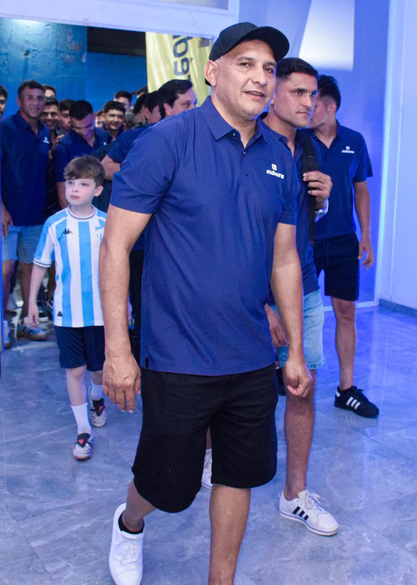 ATOficial's tweet photo. Van cayendo los invitandos del último baile… 🥺
#PR7Inolvidable https://t.co/BGWDboA1Sf