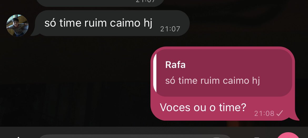 skyraahm's tweet photo. Eu não seria a Raissa sem incomodar os outros https://t.co/psi7P8tbwc