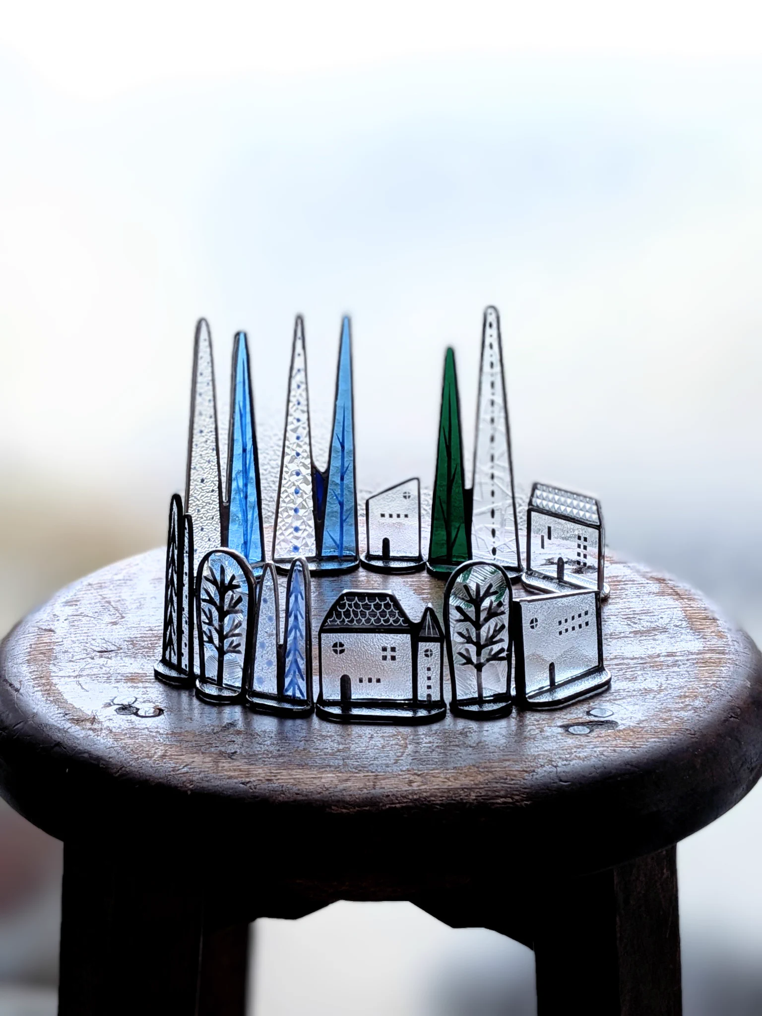 昭和型板ガラス ステンドグラス Hacch.stainedglass(絵付け技法✕昭和型板ガラスで作るステンドグラス