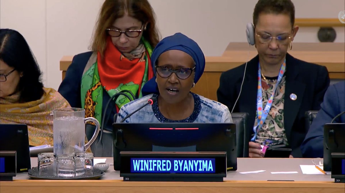 Winnie_Byanyima's tweet photo. Pandemic preparedness means community-led services that can reach the most excluded people, and social protection systems that are ready to surge when crisis hits.
We need to track inequality, not just pathogens.
We need financing that protects countries from being blocked by debt from serving their people in crisis.
And we need to ensure global patent rules do not prevent countries from collaborating, to reach everyone as fast as possible.
#PPPR #UNGA81
https://t.co/QdP3AXdVPS