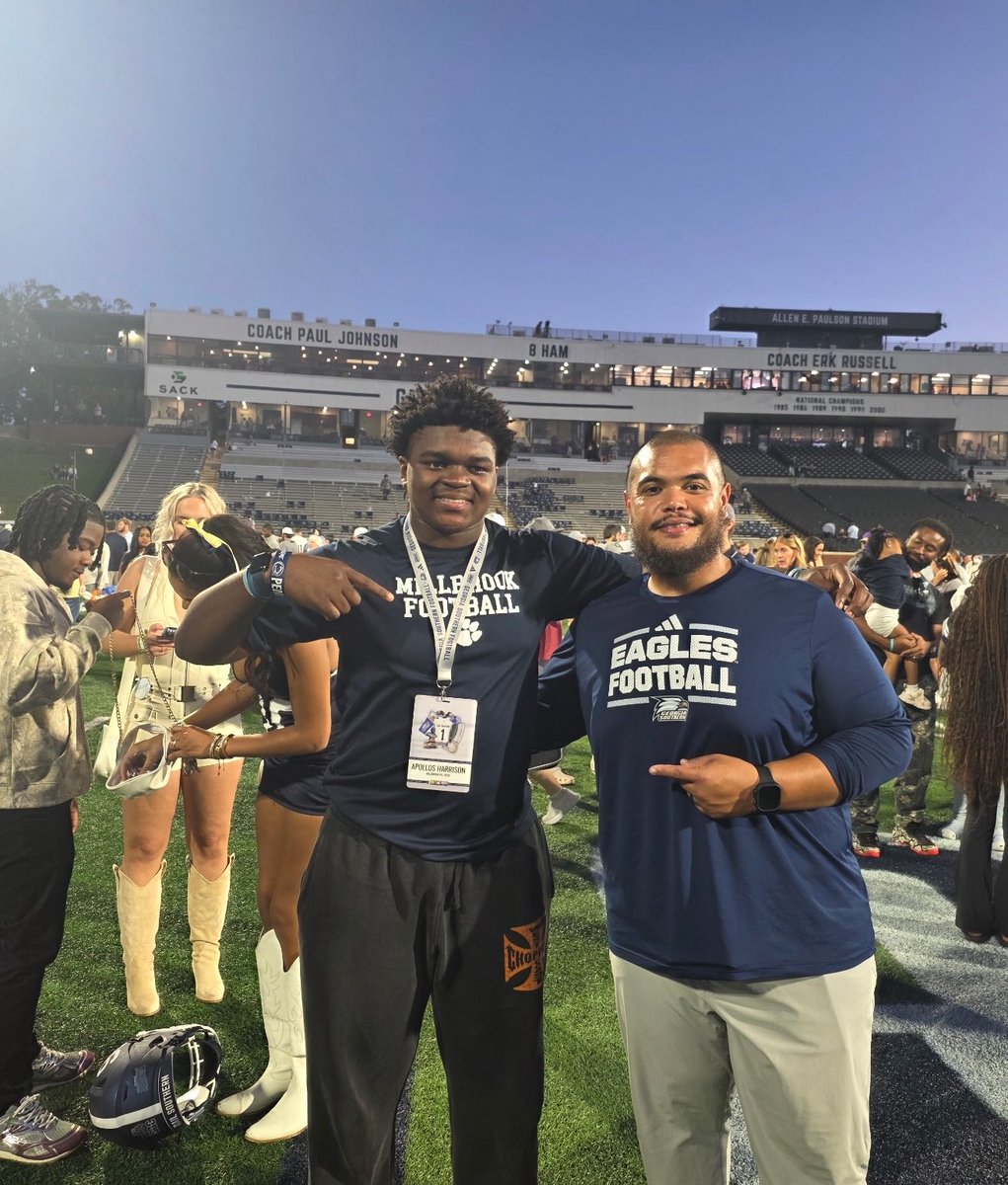 Ap1zzle's tweet photo. @DLcoachbeck  🦅 #HailSouthern https://t.co/RxukmeTiCm