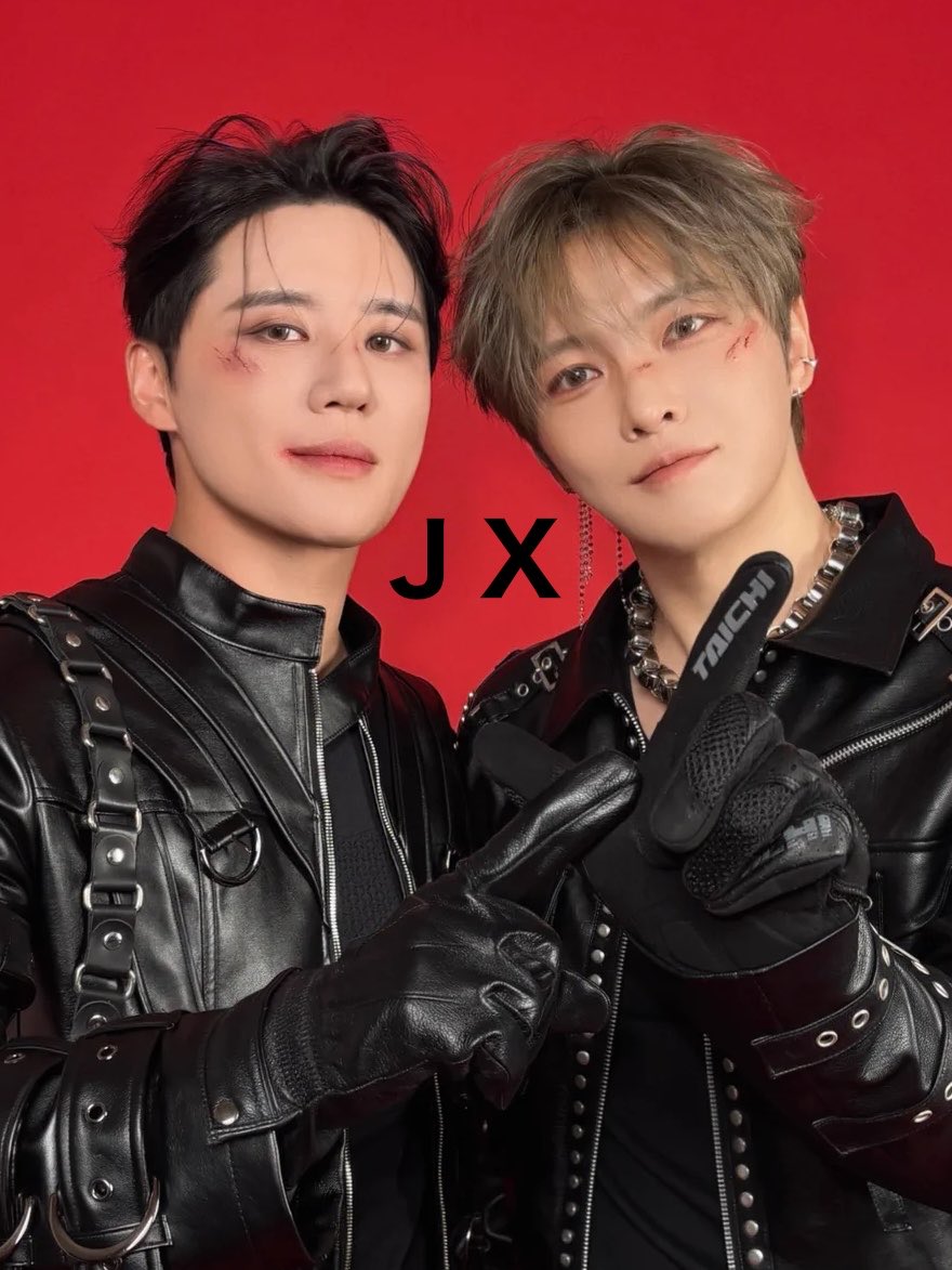Kasa_A_W_'s tweet photo. ジェジュンて

❶東方神起
❷JYJ➕ロックスター 兼 俳優
❸特級戦士
❹日本ソロ→JPOP歌手
❺韓国→iNKODE CEO 兼 ロックスター➕JX

今、第五形態くらいなんだよね… https://t.co/kTdkkMLnU5