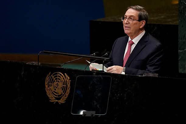 FelixDuarteOrte's tweet photo. @BrunoRguezP: "  Persiste la amenaza del uso de la fuerza militar contra #Cuba, conducta que constituye una violación del Derecho Internacional y una grave contravención de la Carta de San Francisco".
#CubaNoEsUnaAmenaza, el bloqueo sí https://t.co/aY0CyCbev5