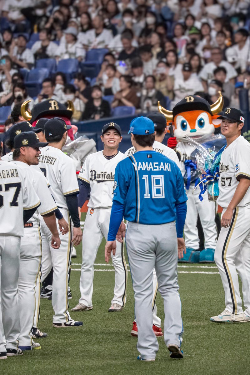 yama_19ph's tweet photo. 2026.9.26 @京セラ

さっちゃんに話し掛けるタイミング伺って一緒に回りましょうよーしてた😏 https://t.co/gXfYsNeLgj