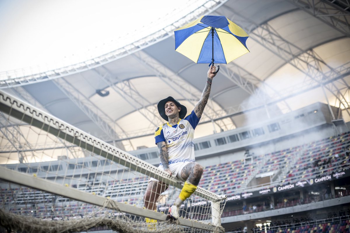 RosarioCentral's tweet photo. CHAMPIONS. https://t.co/aG1I0H2nXT