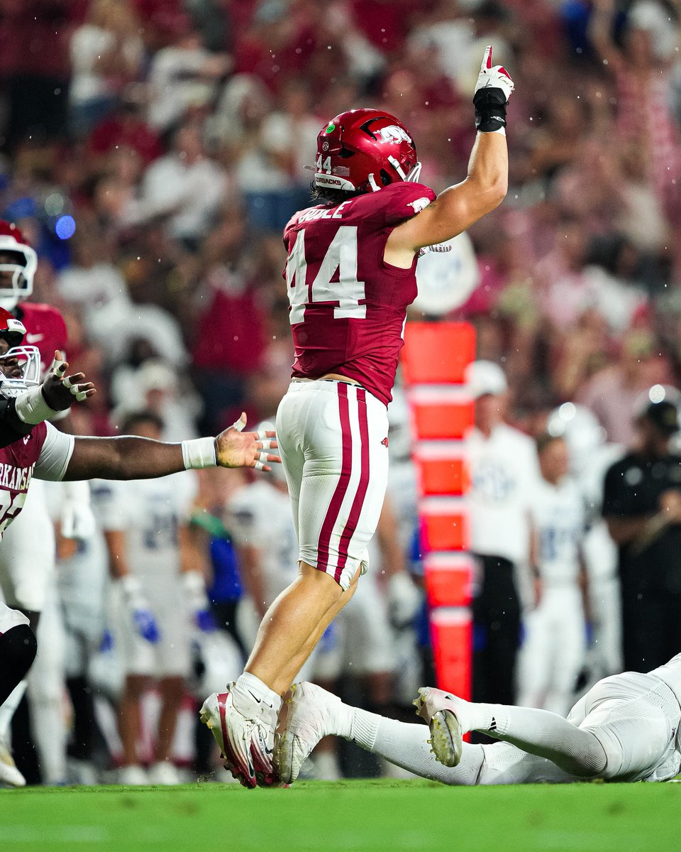 RazorbackFB tweet picture
