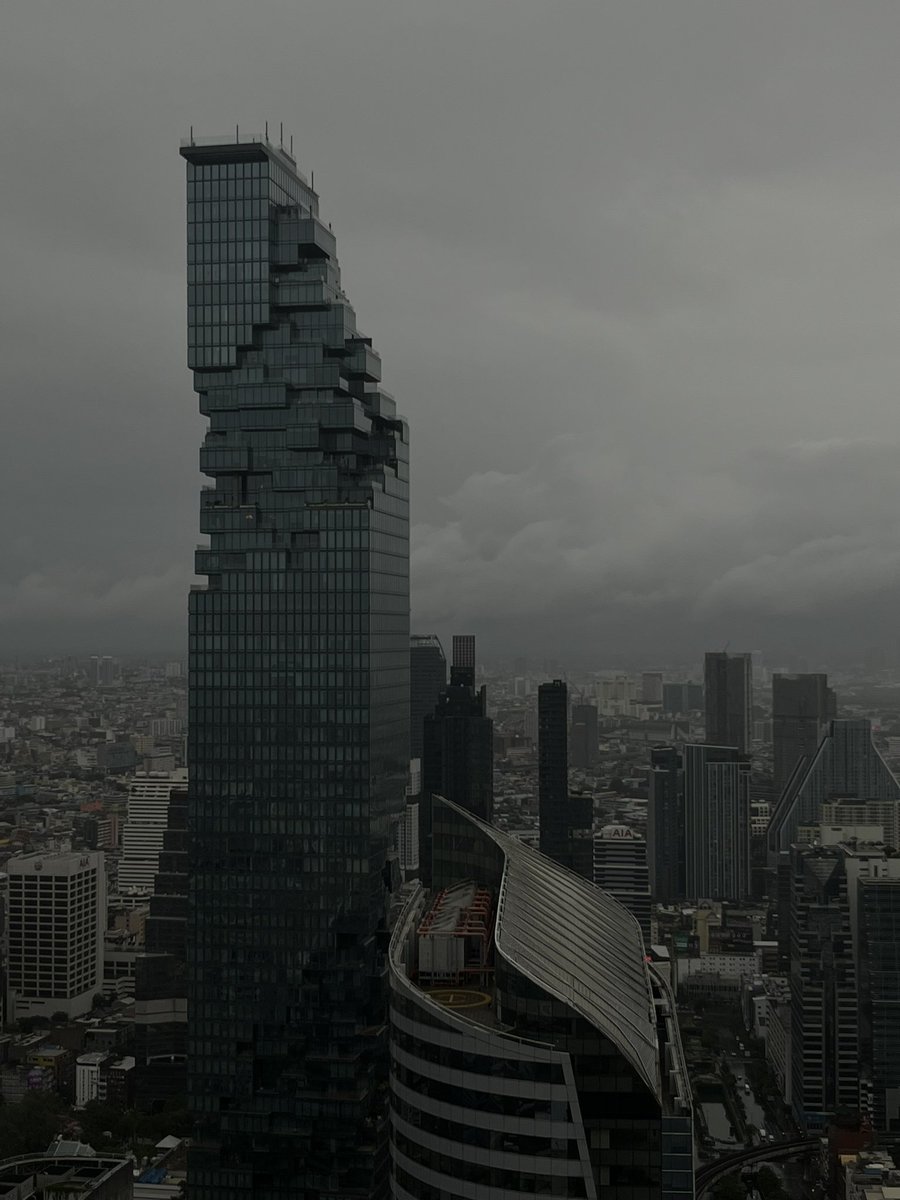 199900ppst's tweet photo. 🏙️ https://t.co/VVN4nSGFJE