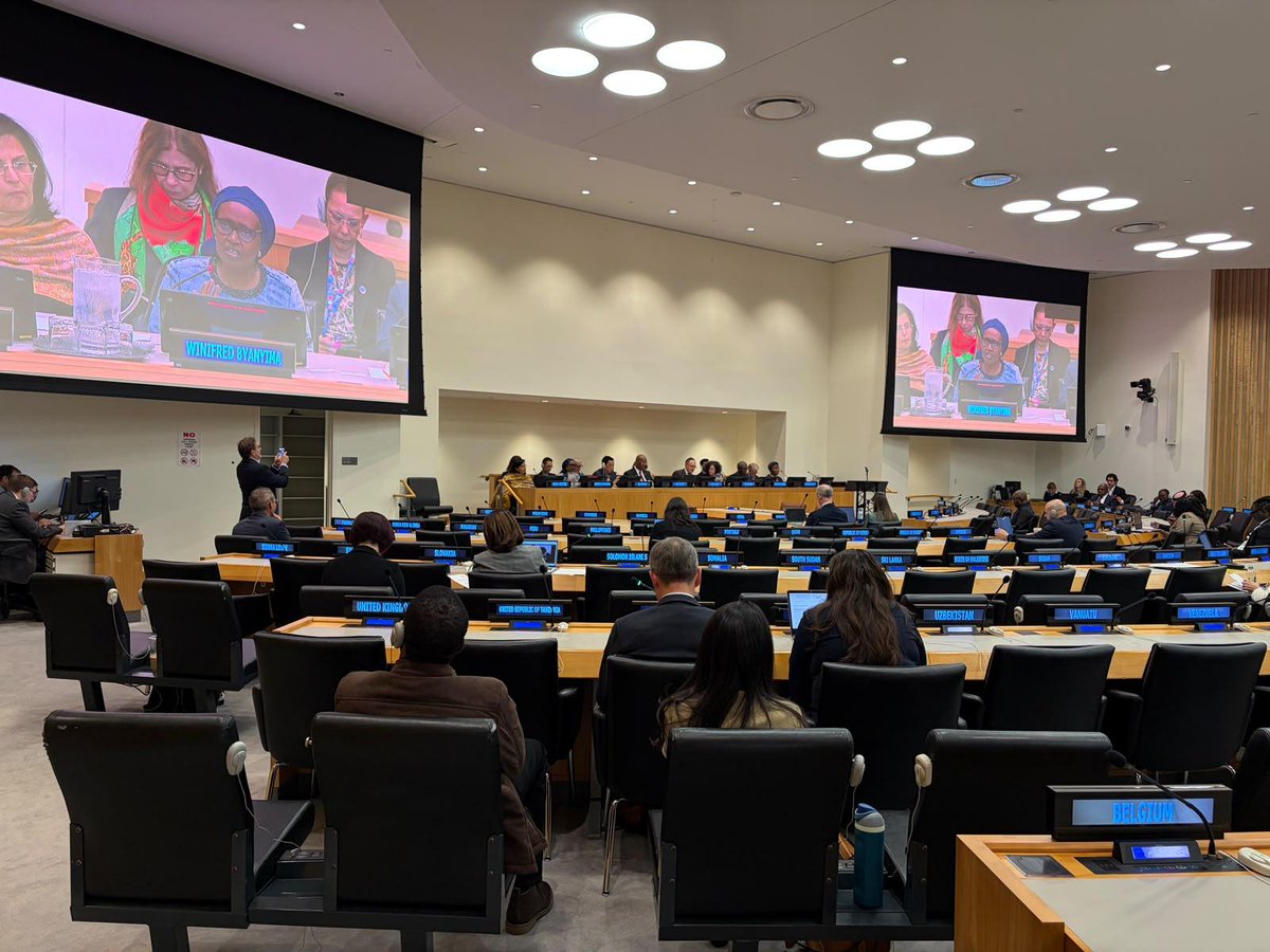 Winnie_Byanyima's tweet photo. We have the science — we saw how quickly we got vaccines during COVID. Now we need the solidarity and systems to make that science work for everyone. A whole of society approach that addresses inequality, would enable this science to stop pandemics. #UNGA81 #PPPR
https://t.co/BEpuA1YlPT