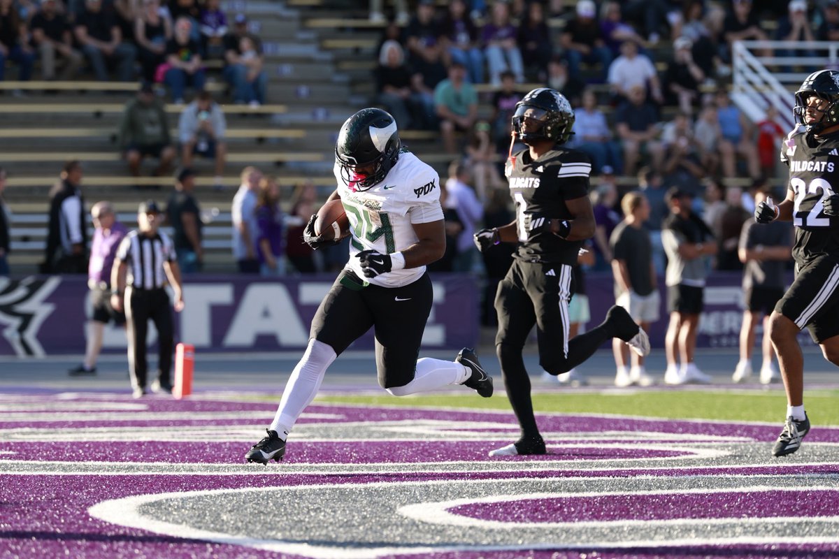 psuviksFB's tweet photo. DT with the first TD of the game😤
@DelonThompson3 

#Born4TheStorm https://t.co/0Dxa1t46Mu