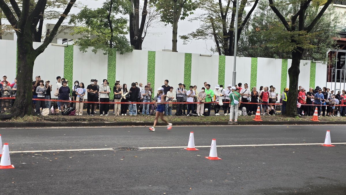 MisraSundeep's tweet photo. Mixed fortunes in the Marathon Race Walk Relay: Priyanka Goswami disqualified at the 9km mark but Manju Rani is battling hard and sits in 6th place past the halfway point. #IndianAthletics #RaceWalk https://t.co/b7aYg8D6EC