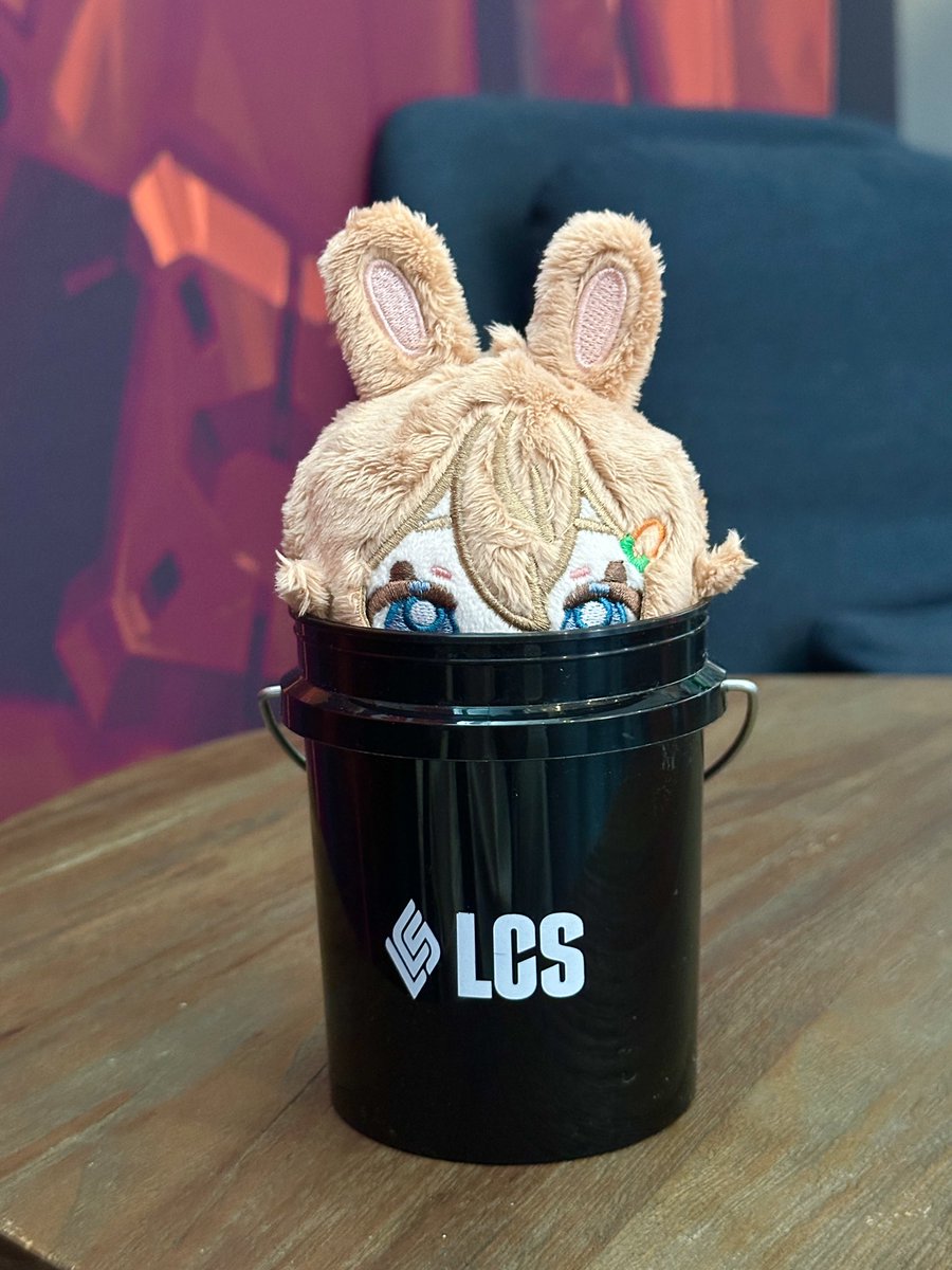 irltinami's tweet photo. bucket we ball https://t.co/meg3RzR4r6