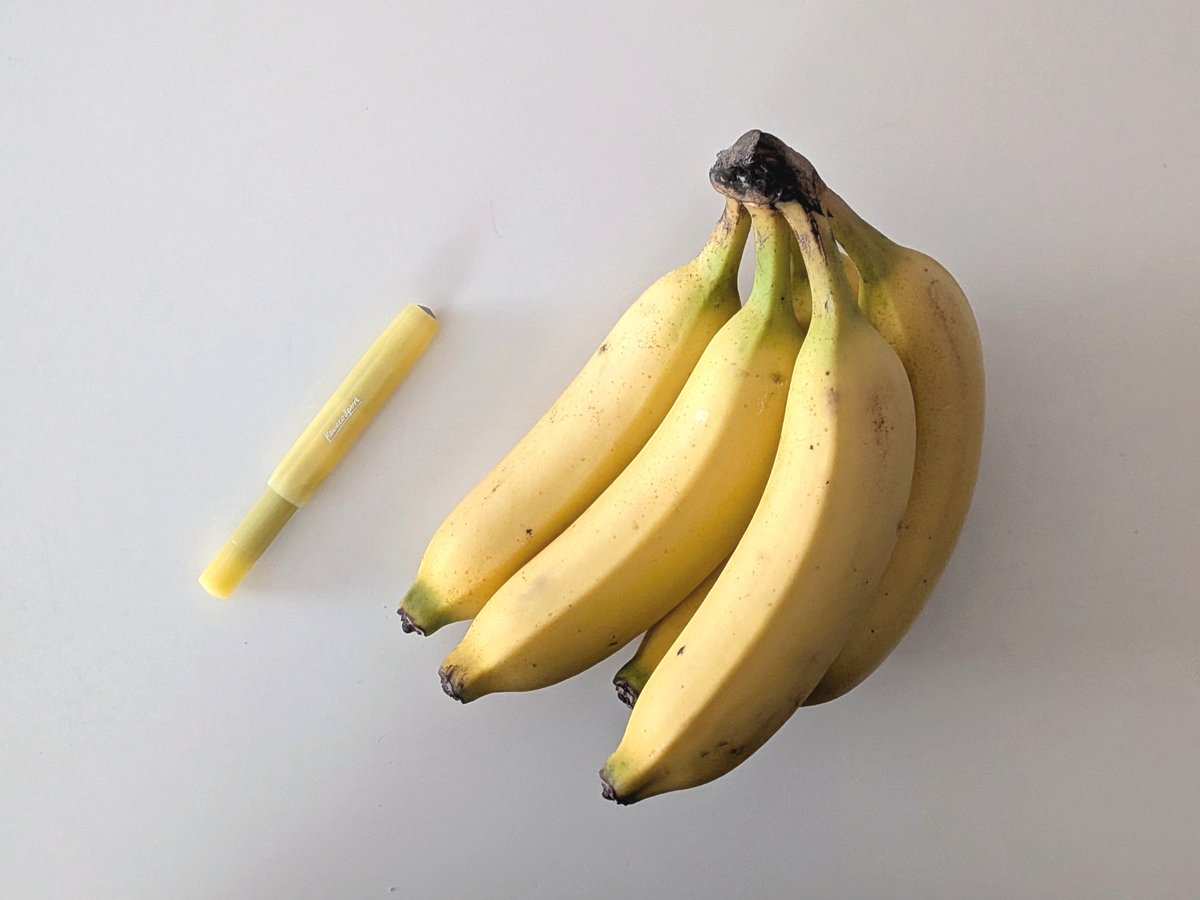 tanikeeeen's tweet photo. モダン、クラシック、クラシック、クラシック、バナナ、バナナ
#banana https://t.co/FZ8o2yaW1B