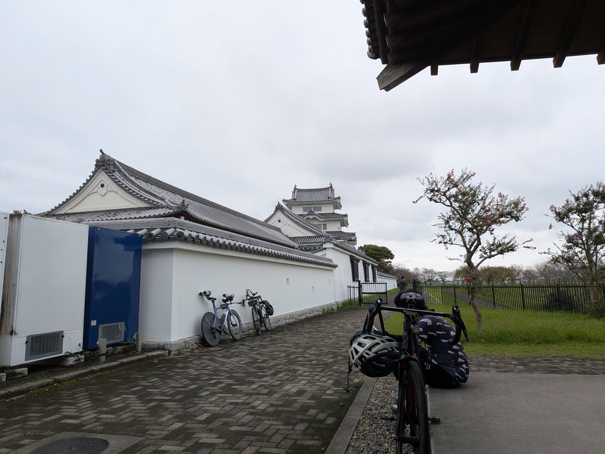 kero3death's tweet photo. くもくも https://t.co/SLbD8TJEFa
