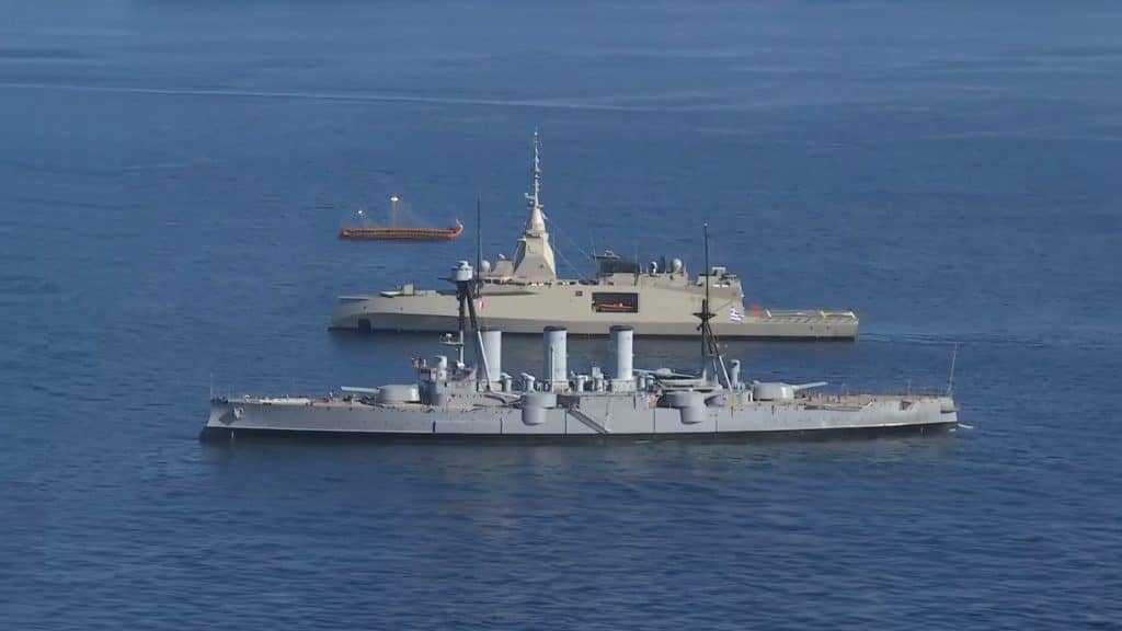 defence_greece's tweet photo. Fun fact: Στην ναυμαχία της Πρέβεζας αρχηγός του τουρκικού στόλου ήταν ο Hayreddin Barbarossa. 

375 χρόνια αργότερα, κατά την Ναυμαχία της Λήμνου, οι Οθωμανοί στην ναυαρχίδα τους, ύψωσαν την σημαία του Hayreddin Barbarossa για να εμψυχωθούν μετά τη Ναυμαχία της Έλλης.

Ο μετέπειτα Ναύαρχος Σακελαρίου, που κατά τη Ναυμαχία της Λήμνου υπηρετούσε στο Θ/Κ Αβέρωφ ως σημαιοφόρος, δήλωσε μεταξύ άλλων ότι η σημαία φλεγόταν κατά την άτακτη υποχώρηση των Οθωμανών. 

@h_stergios