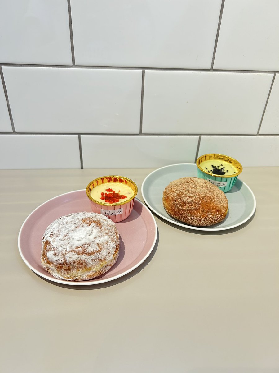shiopiii0719's tweet photo. POP UP SHOP@Donut  Collaboration Event🍩

1日目ありがとうございました！！

みきてぃもゆづきもロンTの着こなし可愛すぎて…❣️

みんなが実際にアイテム使ってくれてる瞬間を見るとほんとに嬉しいなって思います。

本日2日目です！
12:00~18:00まで@ Donutにてお待ちしてます★ https://t.co/7hn4BPEJRV