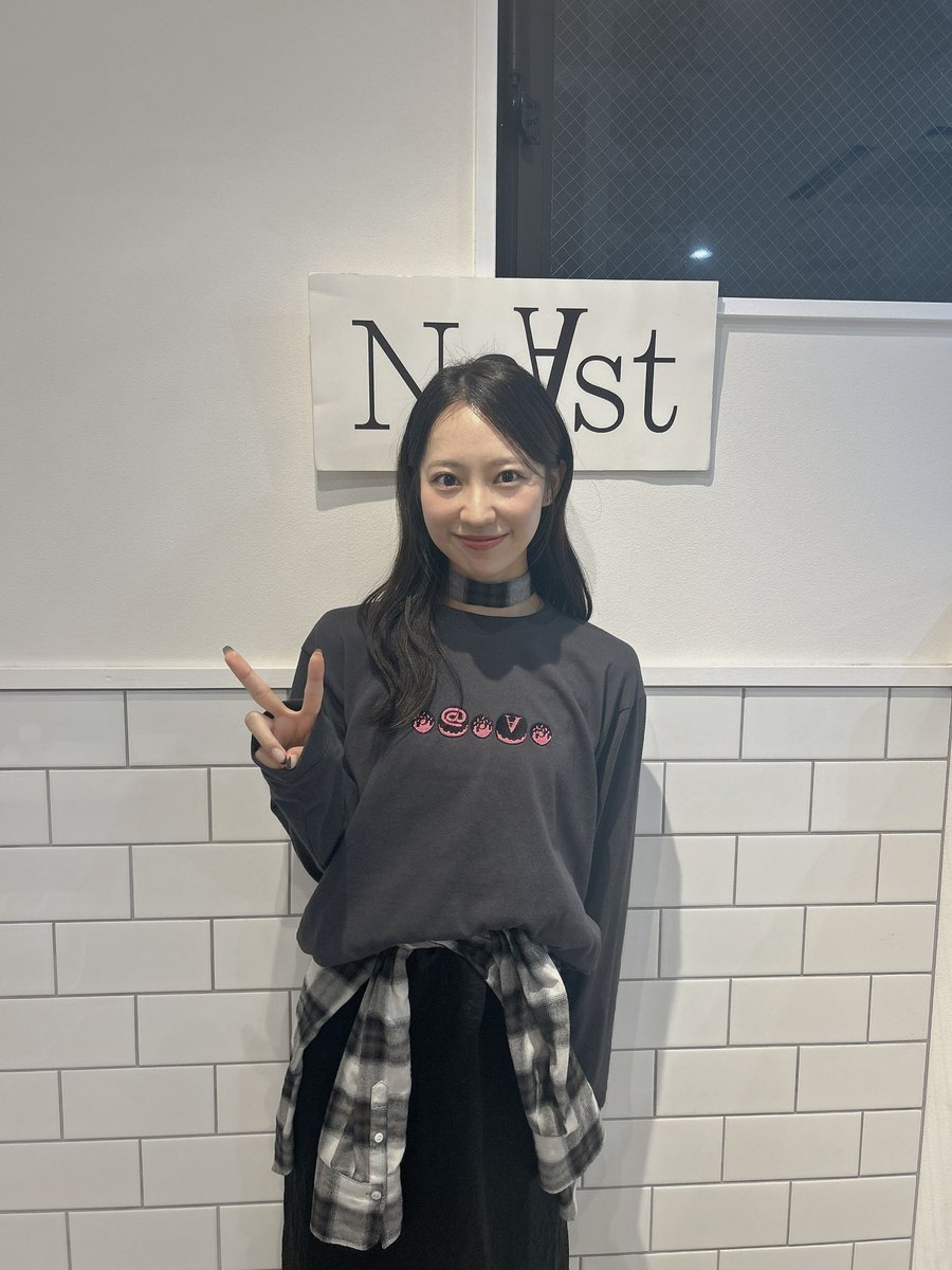 shiopiii0719's tweet photo. POP UP SHOP@Donut  Collaboration Event🍩

1日目ありがとうございました！！

みきてぃもゆづきもロンTの着こなし可愛すぎて…❣️

みんなが実際にアイテム使ってくれてる瞬間を見るとほんとに嬉しいなって思います。

本日2日目です！
12:00~18:00まで@ Donutにてお待ちしてます★ https://t.co/7hn4BPEJRV