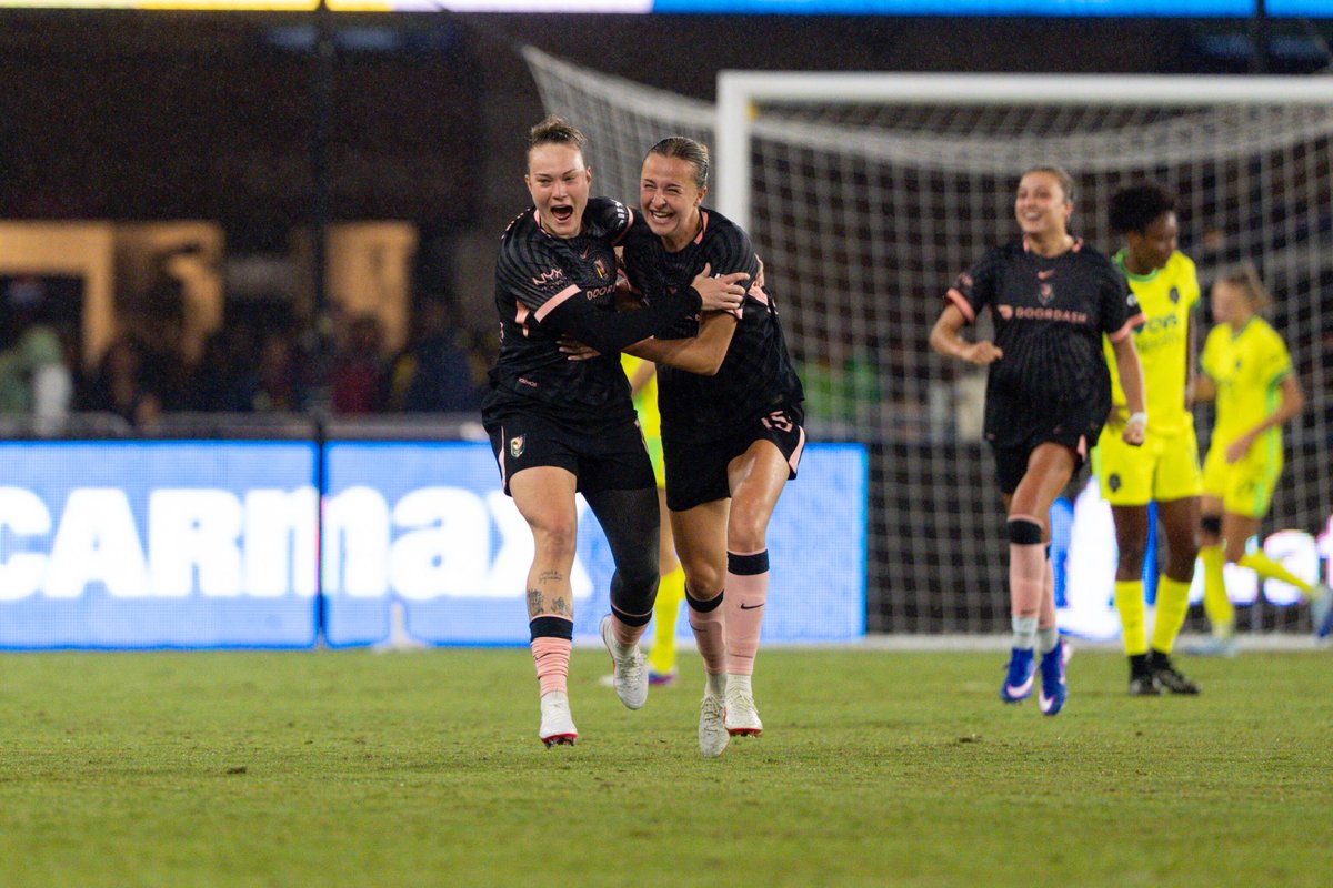 NWSL's tweet photo. Look what it means to Maiara Niehues and Angel City 🤗 https://t.co/3Y6KDMlIcW