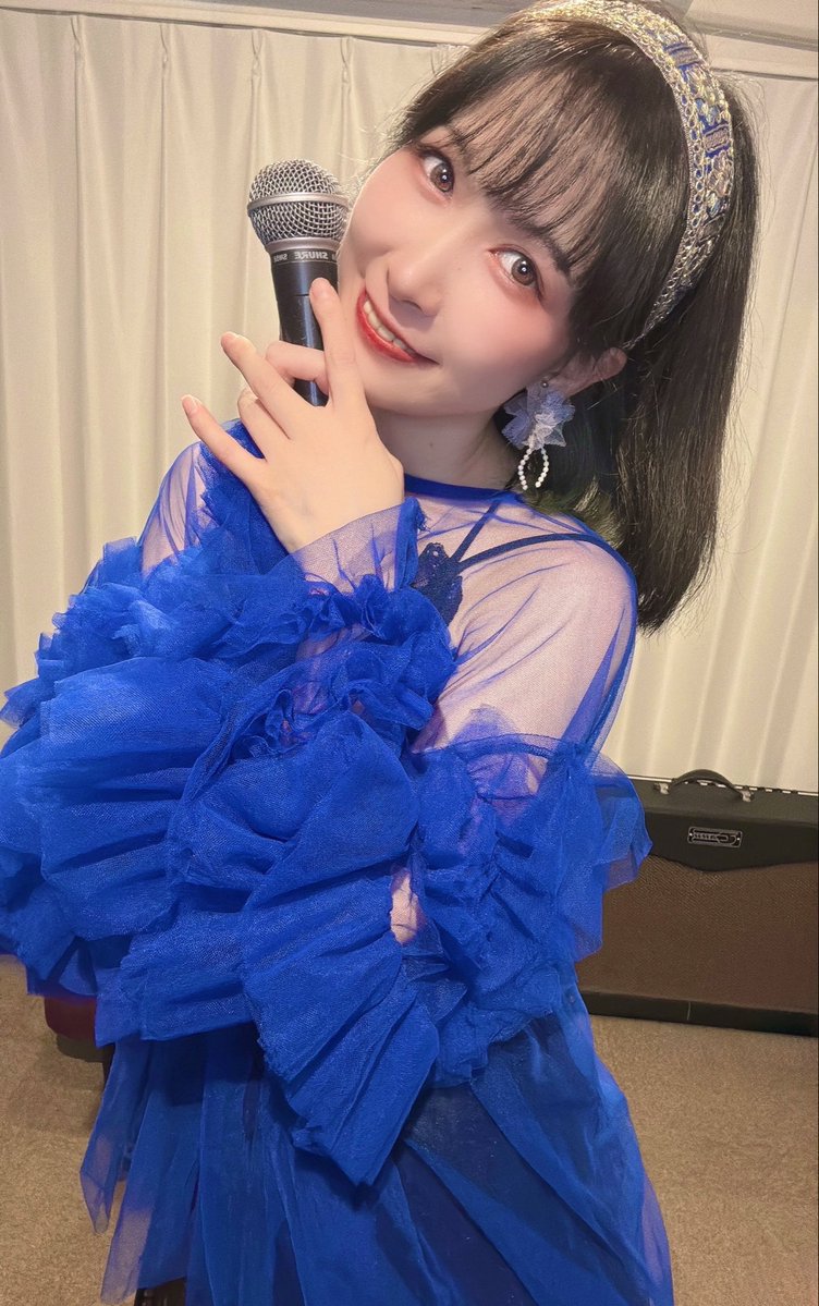 sawamino_0701's tweet photo. おはよう🌻☺️

🧡澤みのり Mini Oneman  LIVE🧡
本日です❣️❣️

2ヶ月に1回 ここだけの
アコースティックミニワンマン🎤✨

歌声とギターの音色で彩る
秋のせつなく優しいひとときをお届け🍂

『ずっと歌い続ける』
その日々を叶えるための
大切な一日です。

大きなステージでは伝えきれない
等身大の自分をお見せできるのが
ミニワンマンライブの魅力
今日も今日だけの想いと歌を届けます。

来場・配信で
見届けていただけたら嬉しいです🫶✨

🗓️9月27日(日)
OPEN 19:40 ／START 20:00

📍場所
東京音楽堂 日本橋ピアノホール

🎟️チケット
https://t.co/Cn2PAzjhpA
チケット販売サイトへ飛べます🔗
❣️来場/配信 アーカイブ付❣️