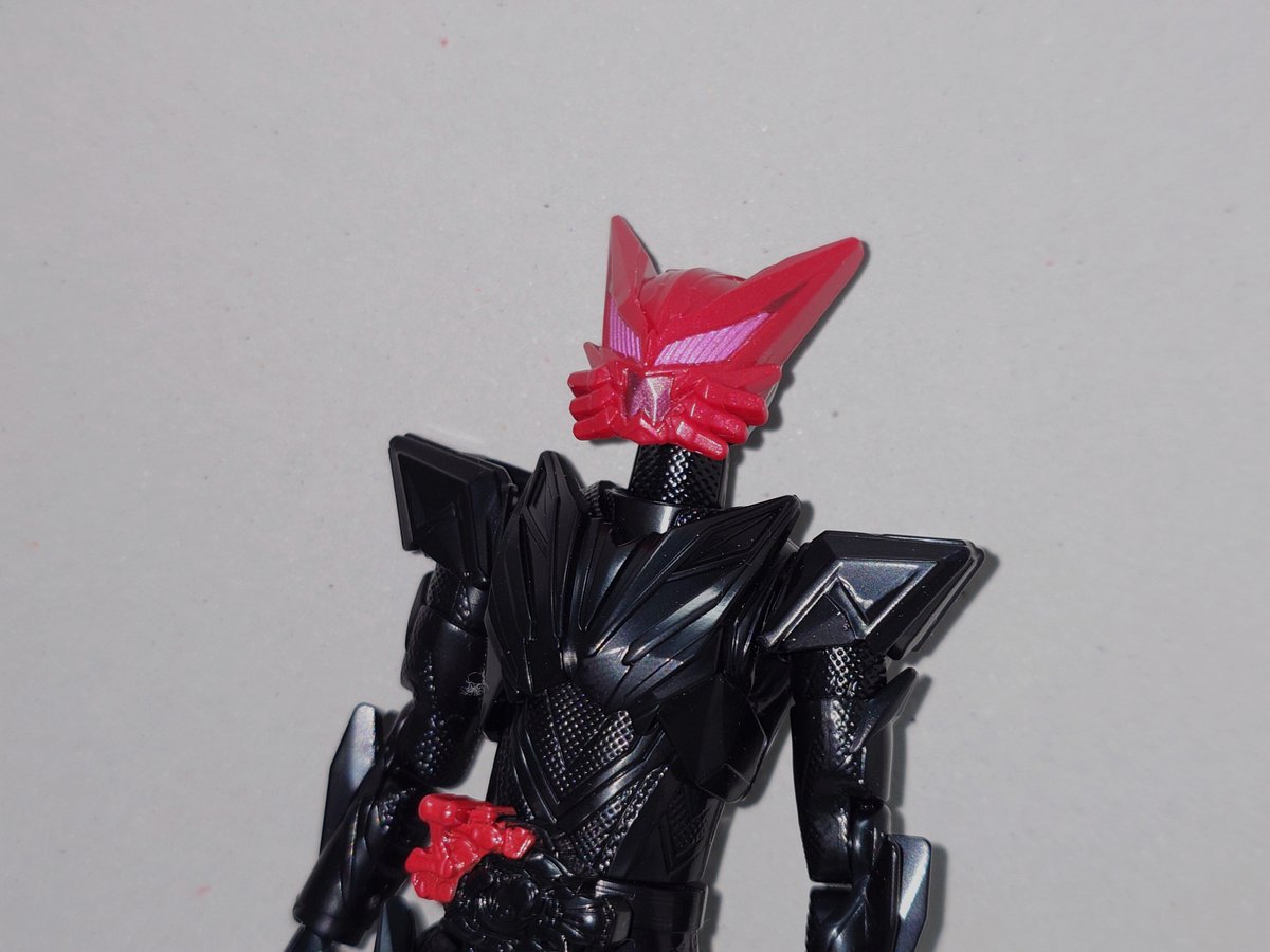 Ban37Banchi's tweet photo. オープニングはリボンの真ん中で吠えるティグル兄さんでお送りします
#仮面ライダーマイス
#仮面ライダーリド
#装動 https://t.co/DVRVNGJwTy