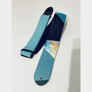 【gonryo238】J8ALBIREXNIIGATAストラップヘッド額装 Ginza Guitar Garden (山野楽器 本店) on X: 