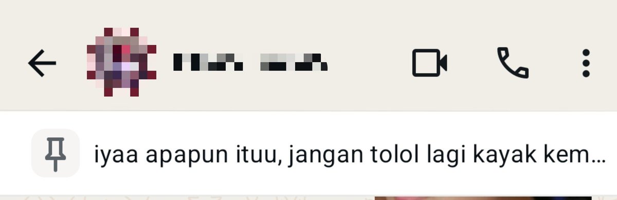 imelyciouss's tweet photo. percuma pesanku di sematin, kalo dia aja masih oon begini https://t.co/heA1ldtE12
