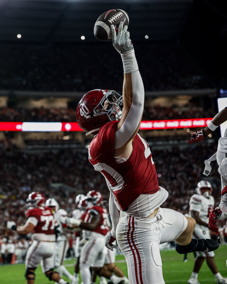 AlabamaFTBL's tweet photo. Just the Tip! 🤌 https://t.co/hDGbf66rLH