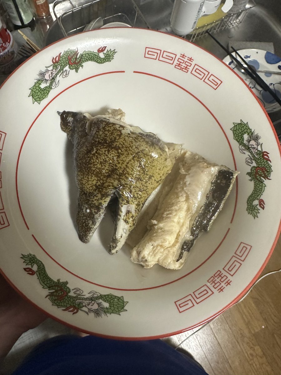 Imitationcrub21's tweet photo. アラも出汁で炊いて極力食べれば生ごみが減るライフハック https://t.co/fXNRgkMELs