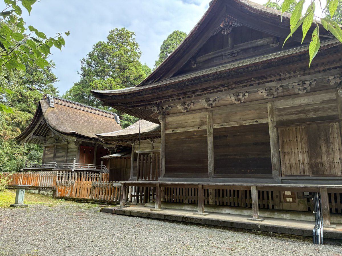 TONAMINOTAMI's tweet photo. 埴生の杜⛩️
こんな事言ったら地元民から ひんしゅくを買うかもだけど、自分はこの地の相性が良いのかもしれない。
#小矢部市 https://t.co/icFCXvZBRT