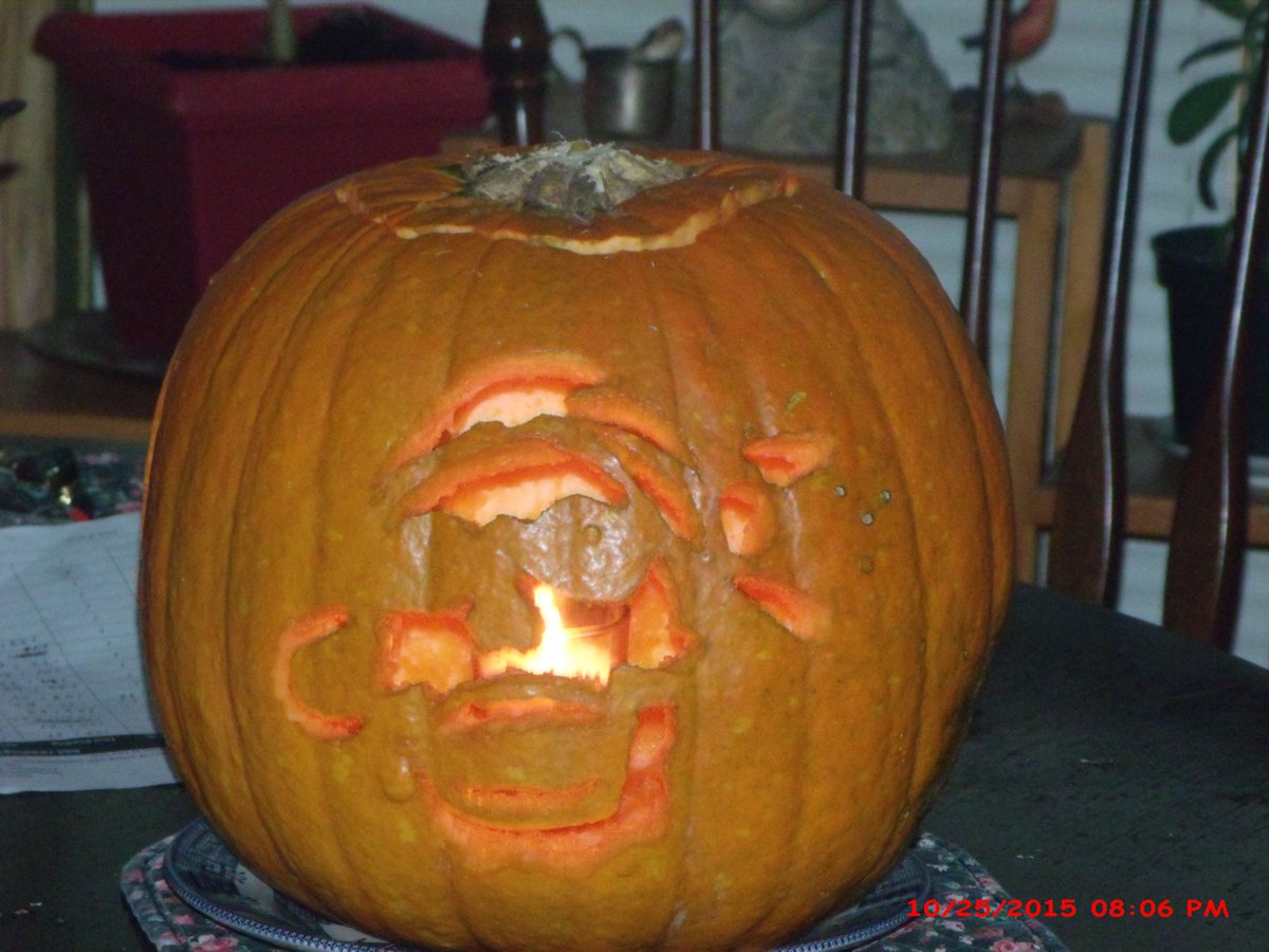 taurus9mm1's tweet photo. @dogwoodblooms Happy Halloween! https://t.co/EBs7V9VxNP