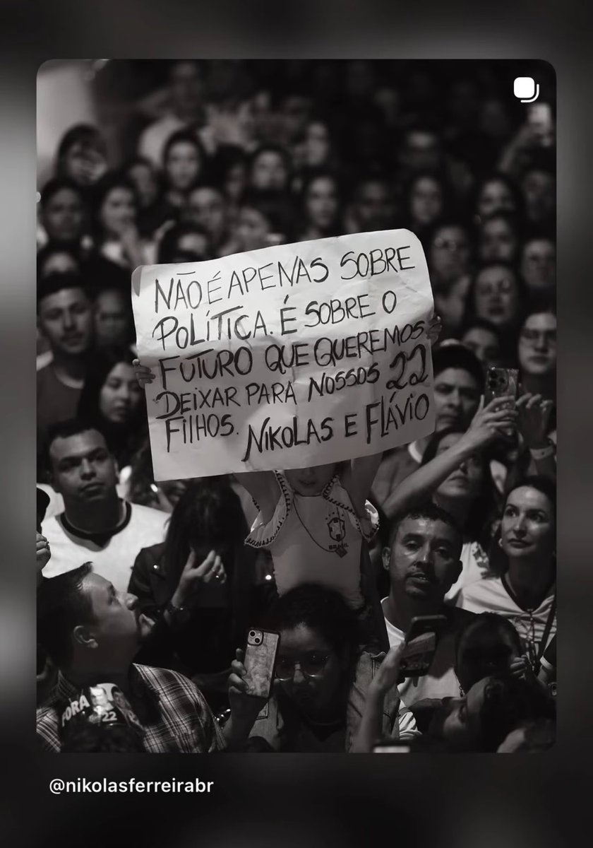 voudeamericanas's tweet photo. É muito irônico que a pessoa que postou isso seja crente e mulher. O futuro que ela quer é ser uma mulher totalmente submissa ao marido, corna e financeiramente dependente, mas o problema são os gays e as mulheres livres. https://t.co/fbwBAwHoAt