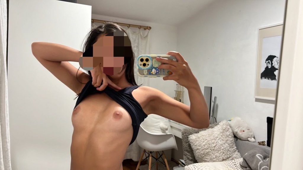 juanaxkd's tweet photo. Send your girls pics now cuck. I’ll rate https://t.co/etCGM9QSG4