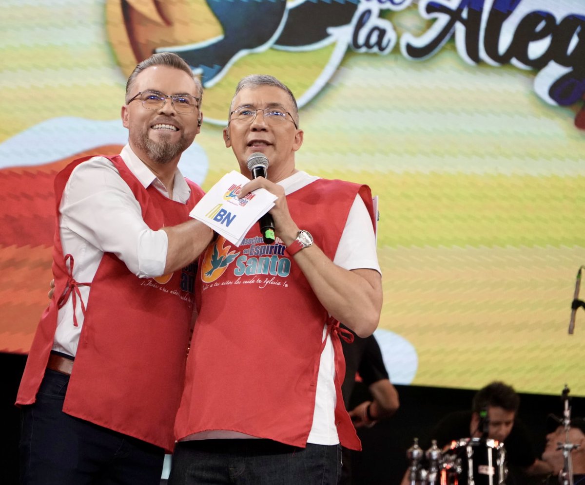 banconacionalcr's tweet photo. 💙 Costa Rica se unió por una causa y superó la meta: ₡1.048.568.679 para la II Torre Espíritu Santo.

Gracias a todas las personas que hicieron posible este logro. Como aliado estratégico, el BN celebra este esfuerzo colectivo.

#BN #TorretónDeLaAlegría2026 https://t.co/7OY1XwPoZs