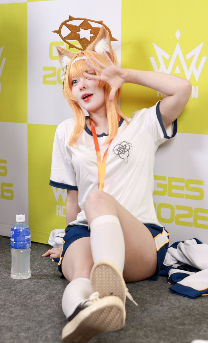 piu_veronica17's tweet photo. 2026/09/19
GES2026
블루 아카이브 - 이오치 마리[체육복](@DyangYi)

#DDP #GES2026 #블루아카이브 #블아 #BlueArchive #ブルーアーカイブ #이오치마리 #IochiMari #伊落マリー #댱이 #ヤンイ #에이크라운댱이 #에이크라운 #ACROWN #코스프레 #コスプレ #cosplay https://t.co/2utL7oXmmB