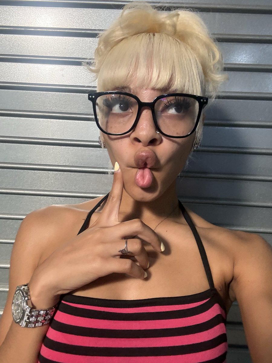 icountpape's tweet photo. 🍭 https://t.co/nRWjpFeM8O