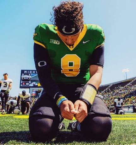 midassportsX's tweet photo. LIVE FREE PLAY 🚨🚨🚨

OREGON ML 

#CFB #NCAAF https://t.co/mpuDyMPCKq
